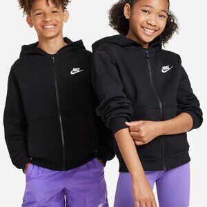 Nike Sportswear Club Fleece Hoodie – Boys Large